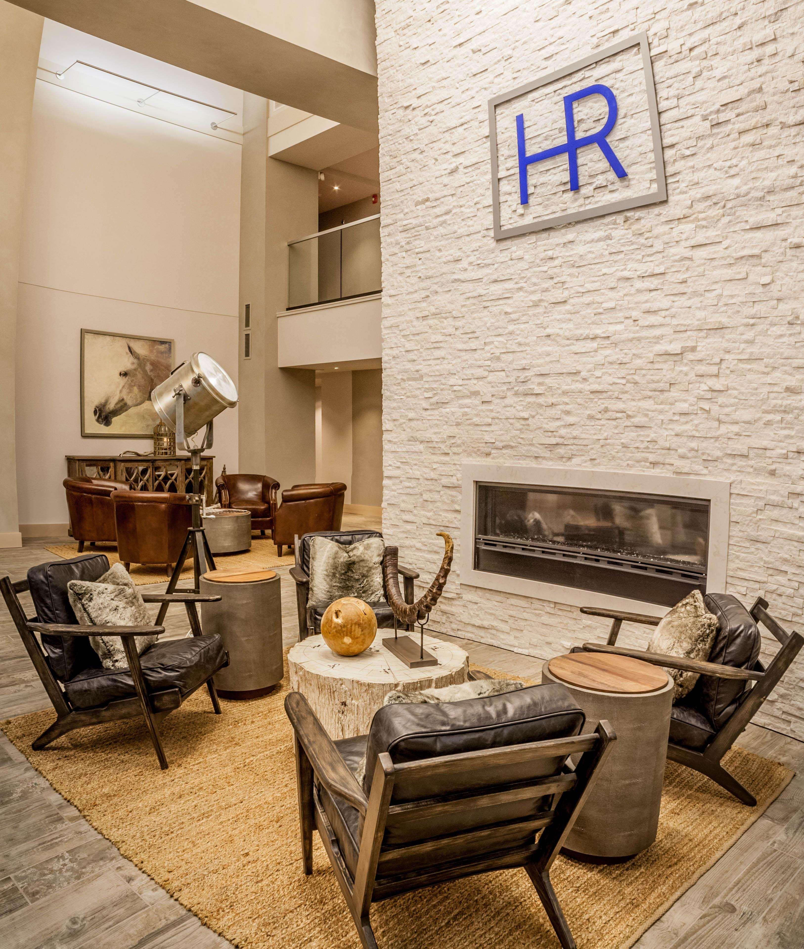 Hotel Renovo Des Moines Urbandale,Tapestry Collection Hilton Eksteriør billede